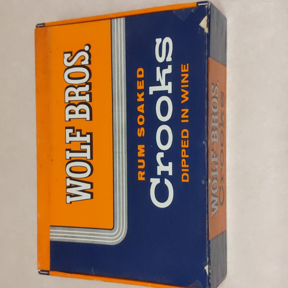 Vintage Wolf Bros. Rum Soaked Crooks Dipped In Wine Cigar Box